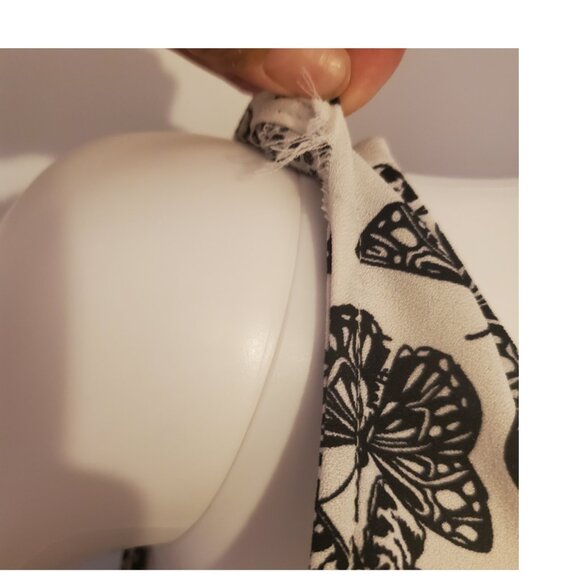 Small Black & White Sleeveless Butterfly Print Dress - Picture 3 of 3